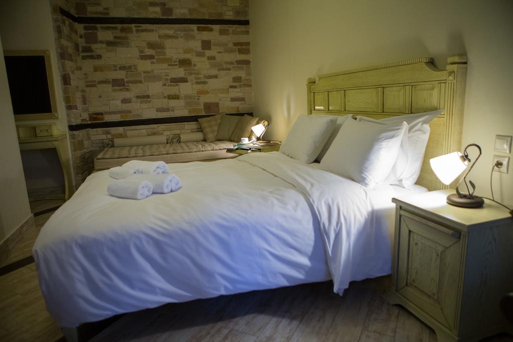 Evzin Hotel Като-Лутраки Экстерьер фото