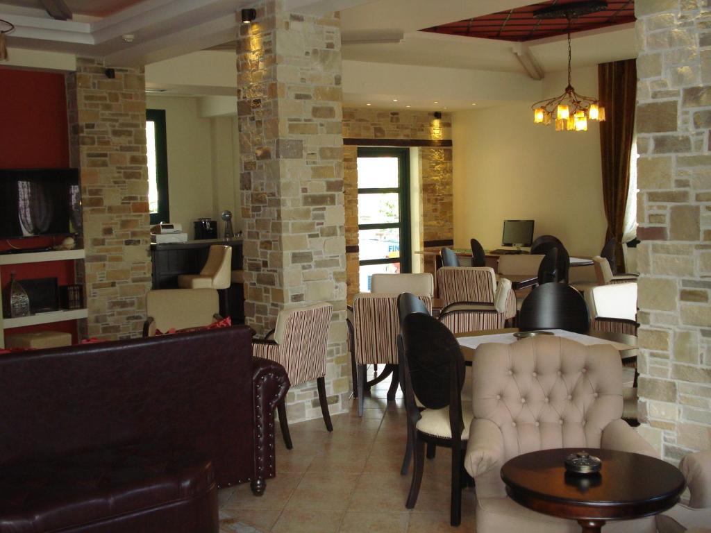 Evzin Hotel Като-Лутраки Экстерьер фото